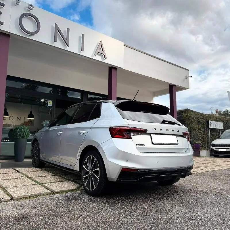 Skoda Fabia 2023 photo 4