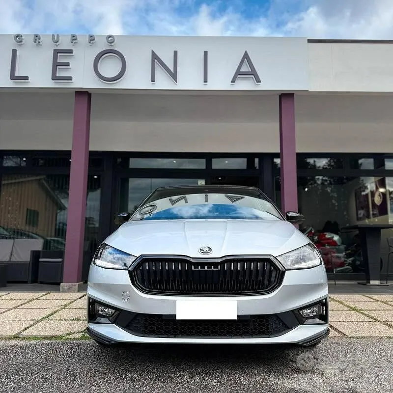 Skoda Fabia 2023 photo 2