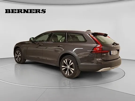Volvo V90 Cross Country 2022 photo 3