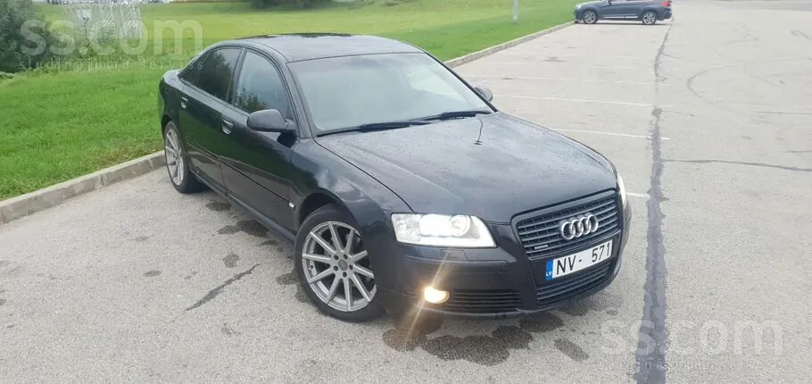 Audi A8 2006 photo 2