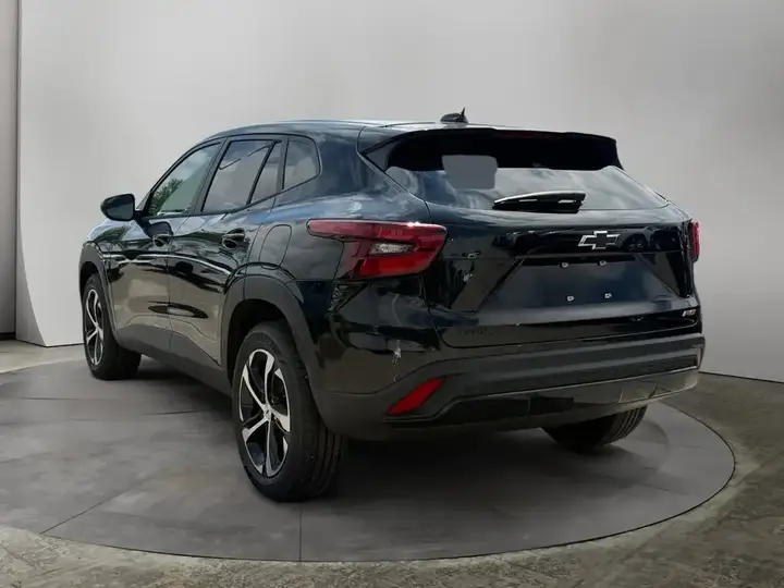 Chevrolet Trax 2026 photo 3