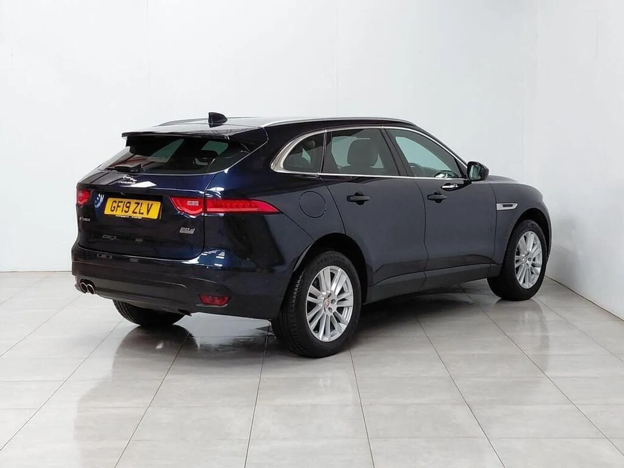 Jaguar F-Pace 2019 photo 4