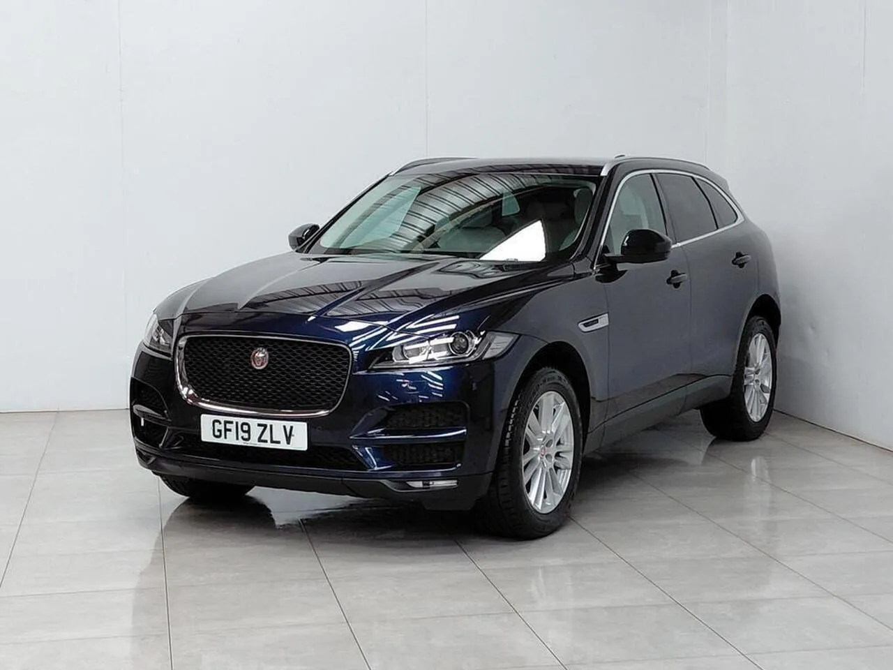 Jaguar F-Pace 2019 photo 5