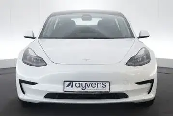 Tesla Model 3 2021 photo 2