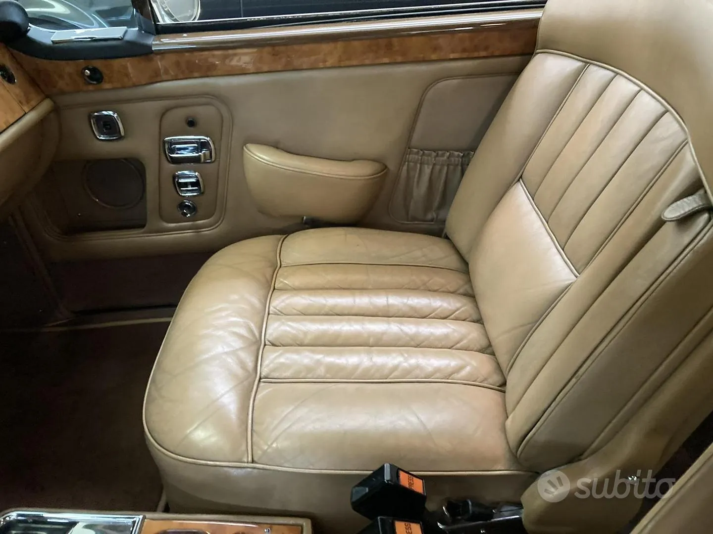 Rolls-Royce Corniche 1970 photo 4