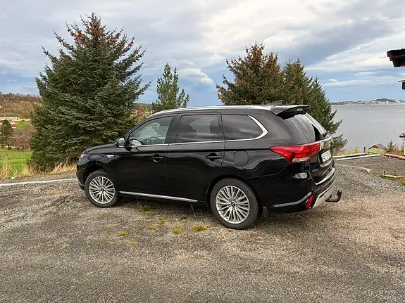 Mitsubishi Outlander 2019 photo 3