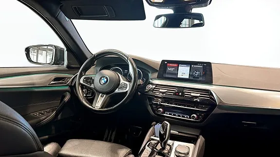 BMW 540I 2018 photo 4