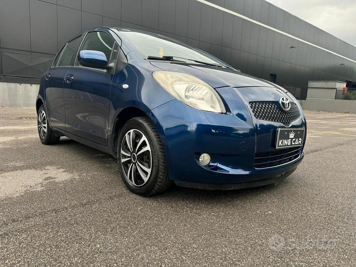 Toyota Yaris 2007 photo 2