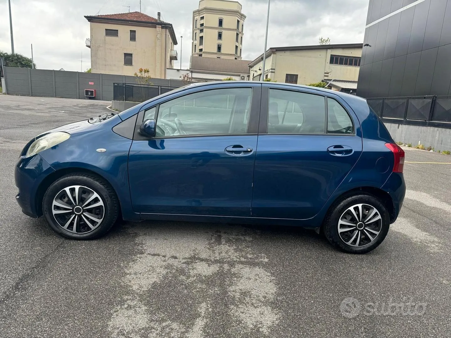 Toyota Yaris 2007 photo 4