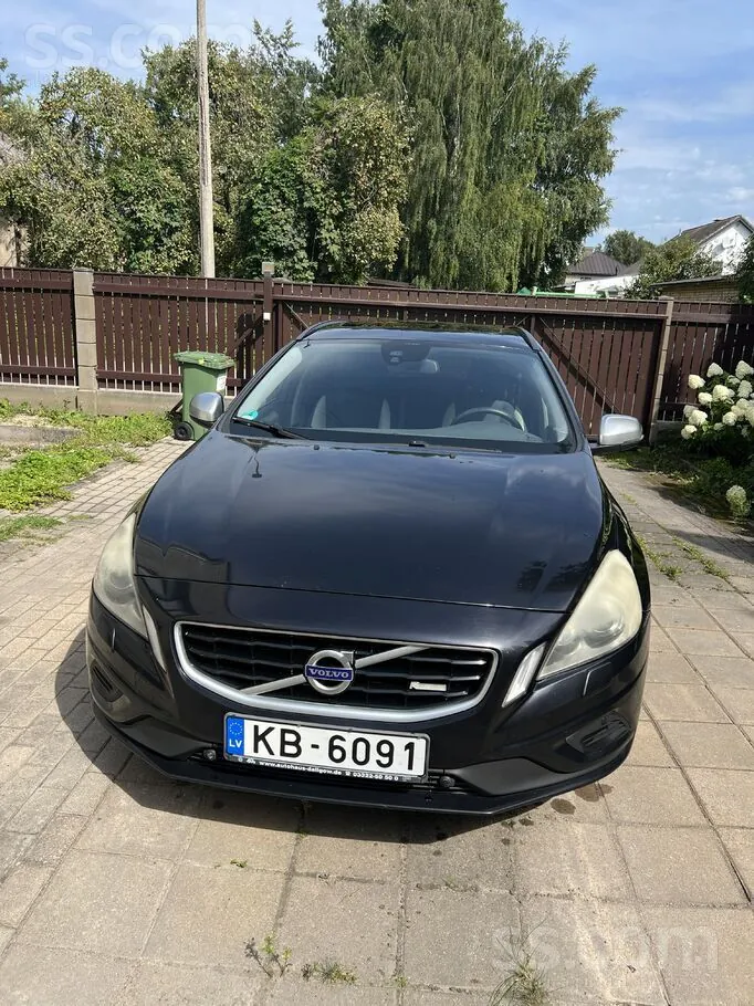 Volvo V60 2011 photo 3