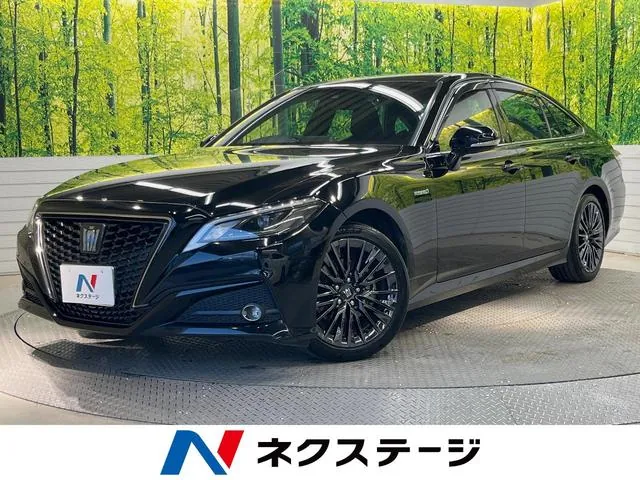 Toyota Crown Hybrid