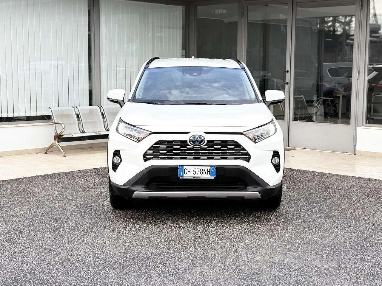 Toyota Rav4 2021 photo 2