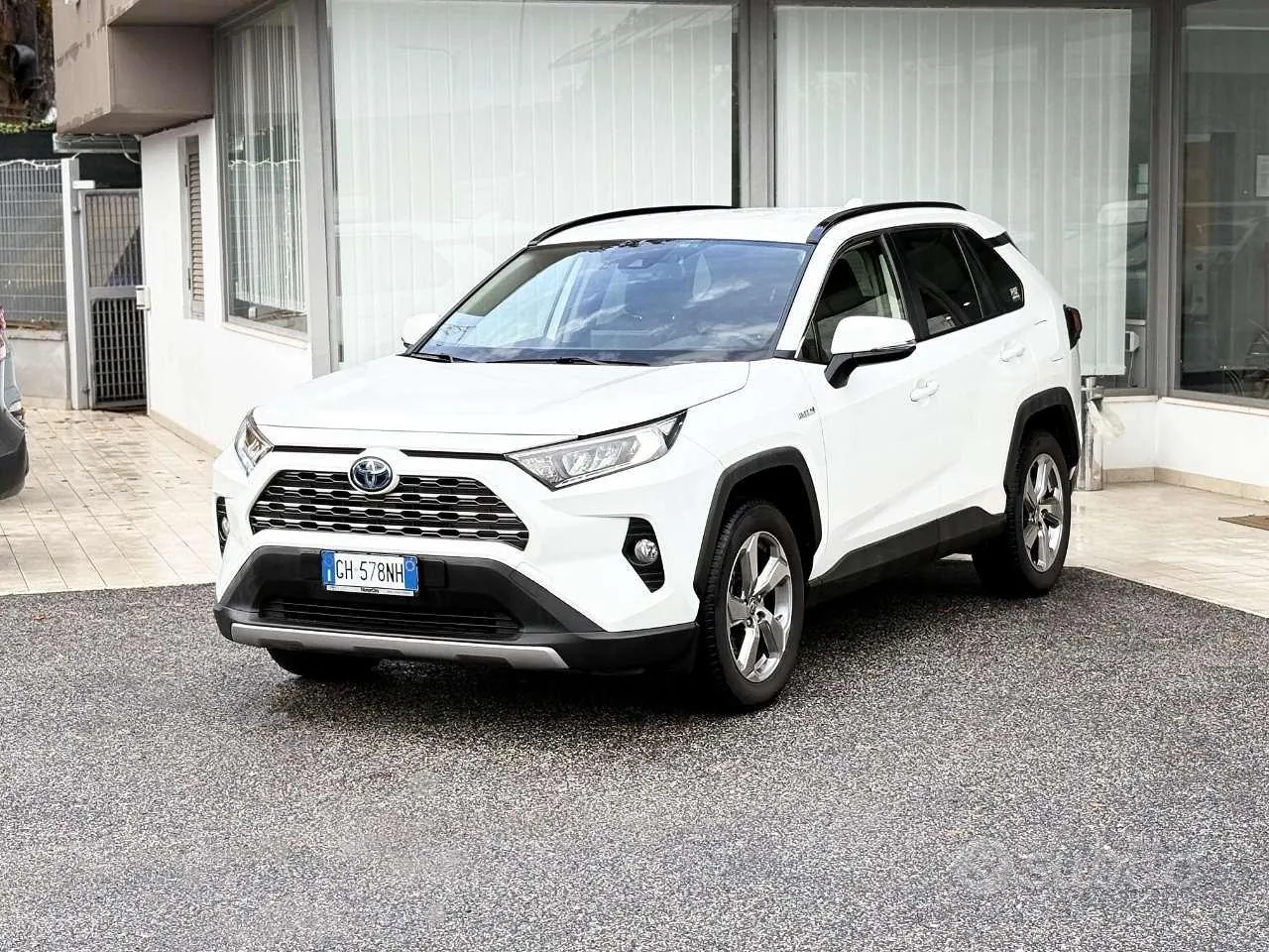 Toyota Rav4 2021 photo 3