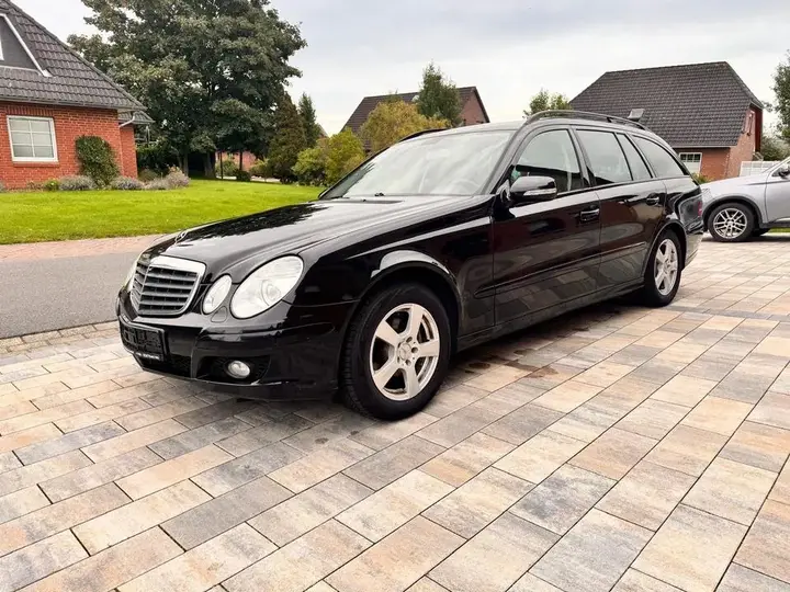 Mercedes-Benz E 220 Cdi