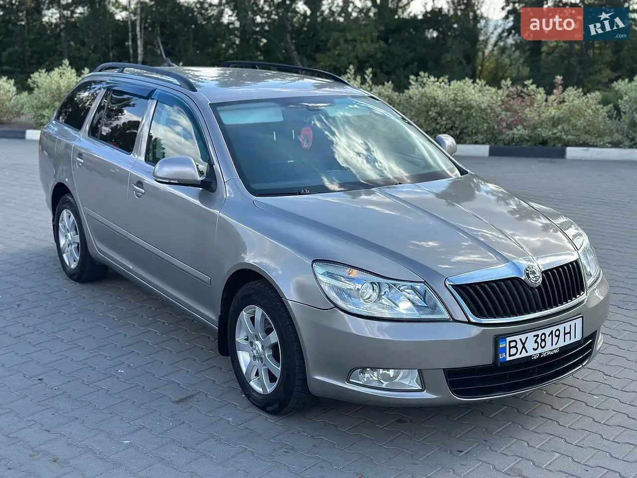 Skoda Octavia 2012 photo 4