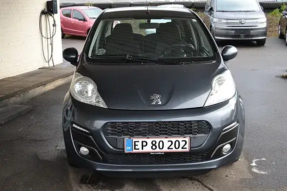 Peugeot 107 2012 photo 2