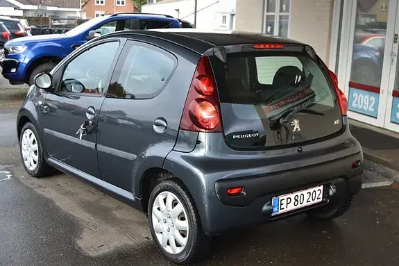 Peugeot 107 2012 photo 5