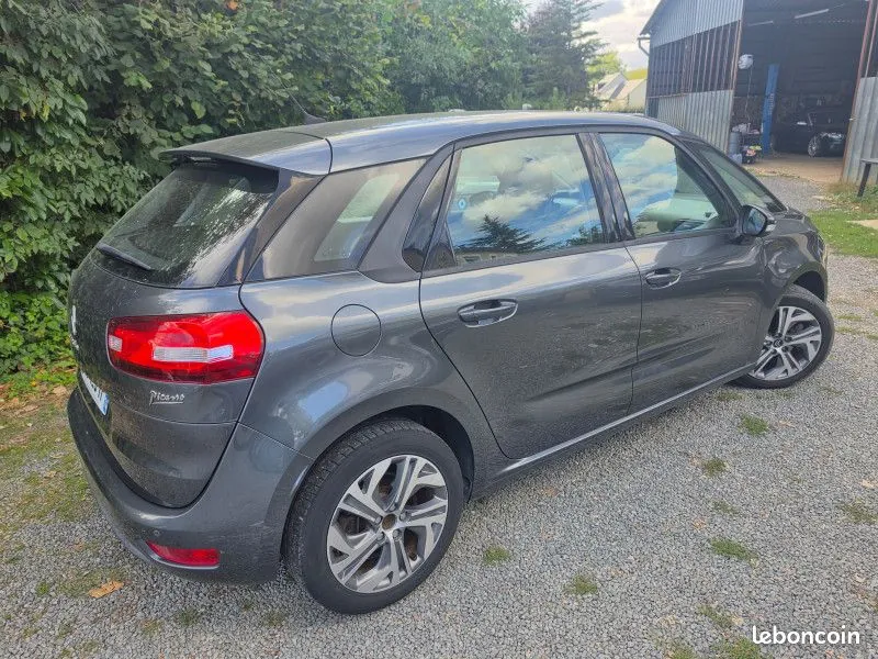 Citroen C4 Picasso 2015 photo 3