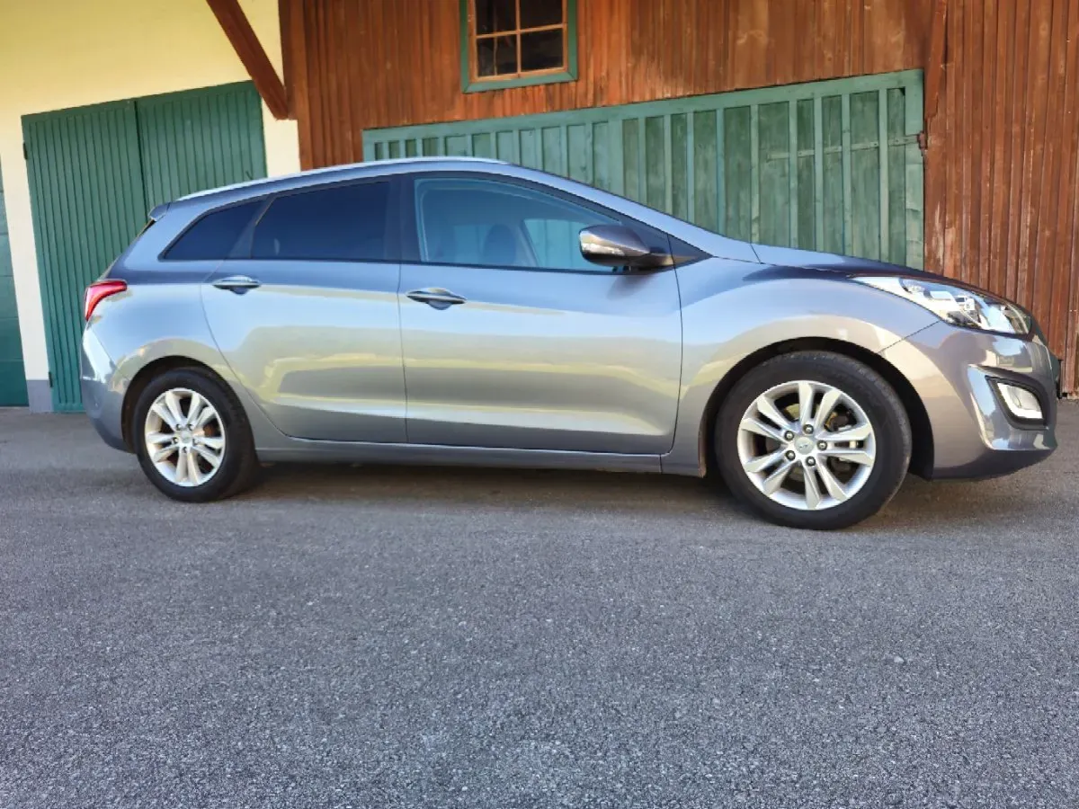 Hyundai I30 2013 photo 2