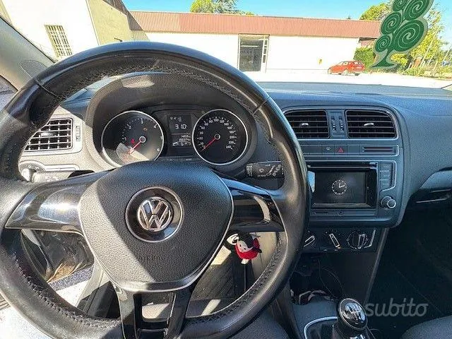 Volkswagen Polo 2015 photo 5
