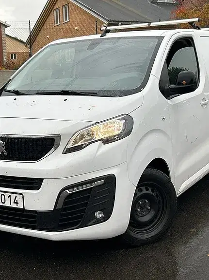Peugeot Expert 2022 photo 2