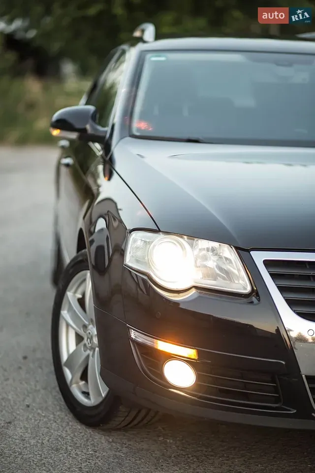 Volkswagen Passat 2009 photo 3