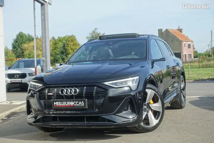 Audi E-Tron 2020 photo 2
