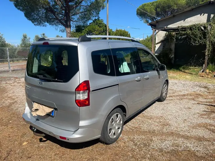 Ford Tourneo Courier 2019 photo 3