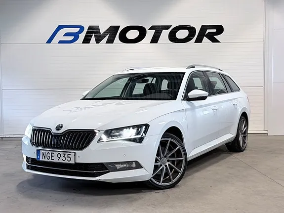 Skoda Superb 2016 photo 2