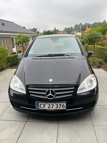 Mercedes-Benz A160 2010 photo 2