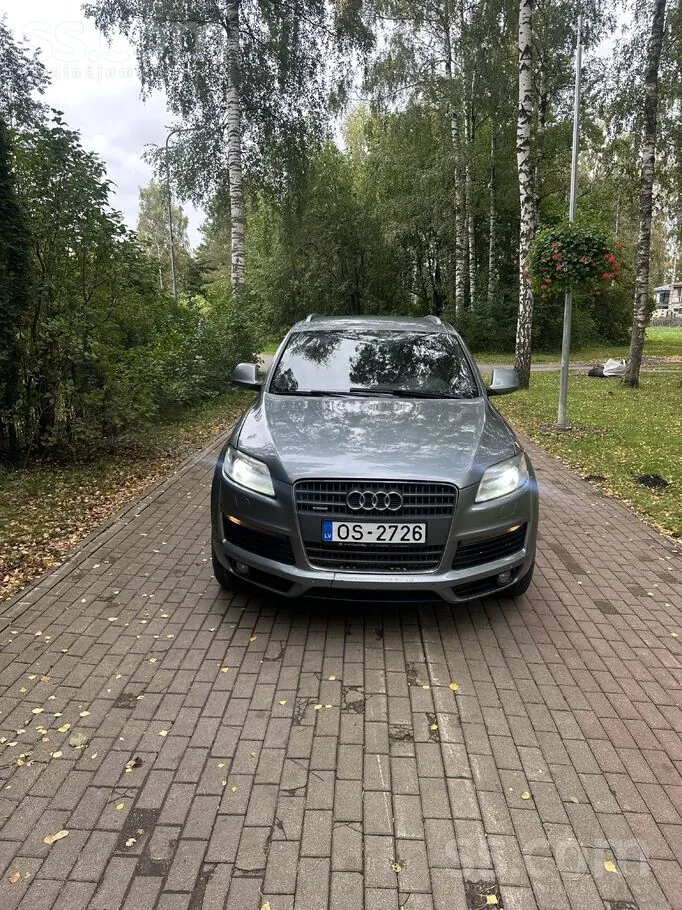 Audi Q7 2007 photo 2