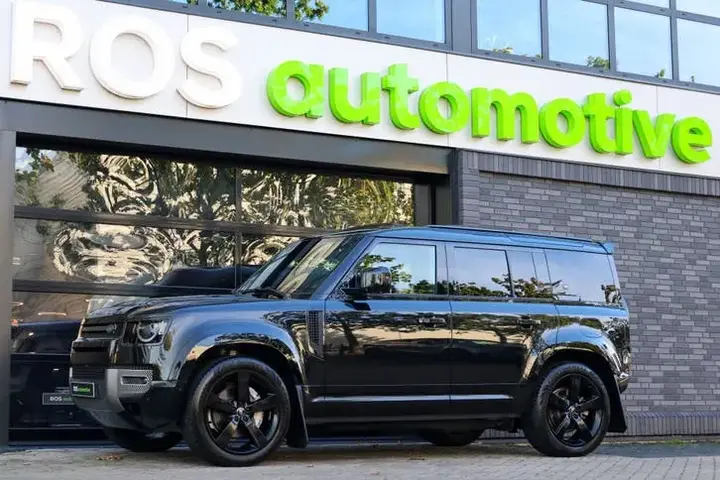 Land Rover Defender 2022 photo 3