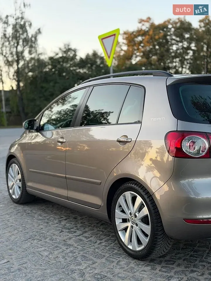 Volkswagen Golf Plus 2010 photo 5