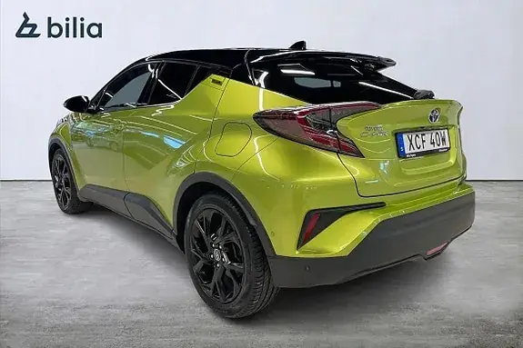 Toyota C-Hr 2019 photo 2