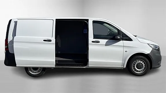 Mercedes-Benz Vito 114 2022 photo 3