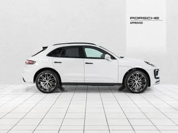 Porsche Macan 2023 photo 3