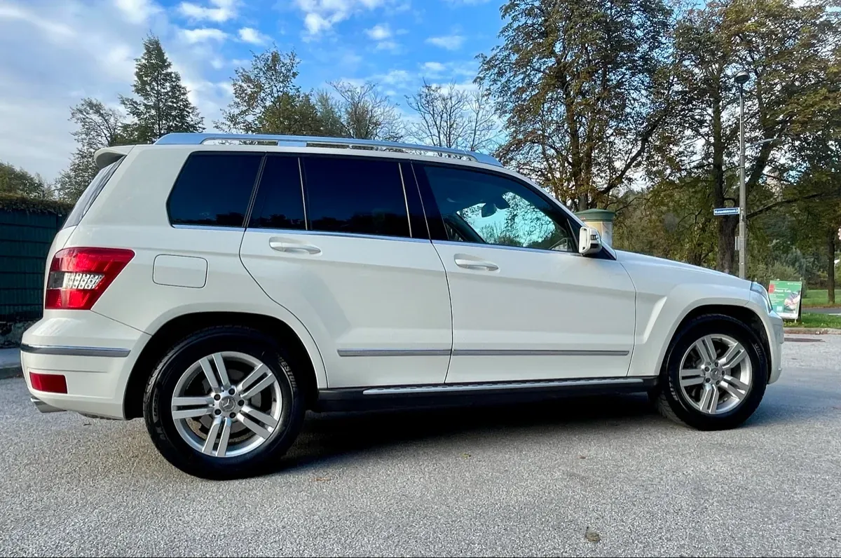 Mercedes-Benz Glk Class 2009 photo 3
