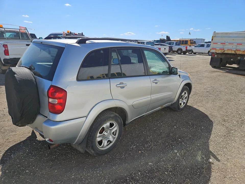 Toyota Rav4 2004 photo 4