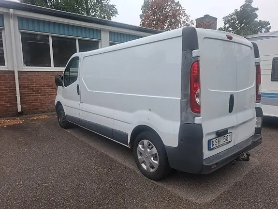 Renault Trafic 2010 photo 3