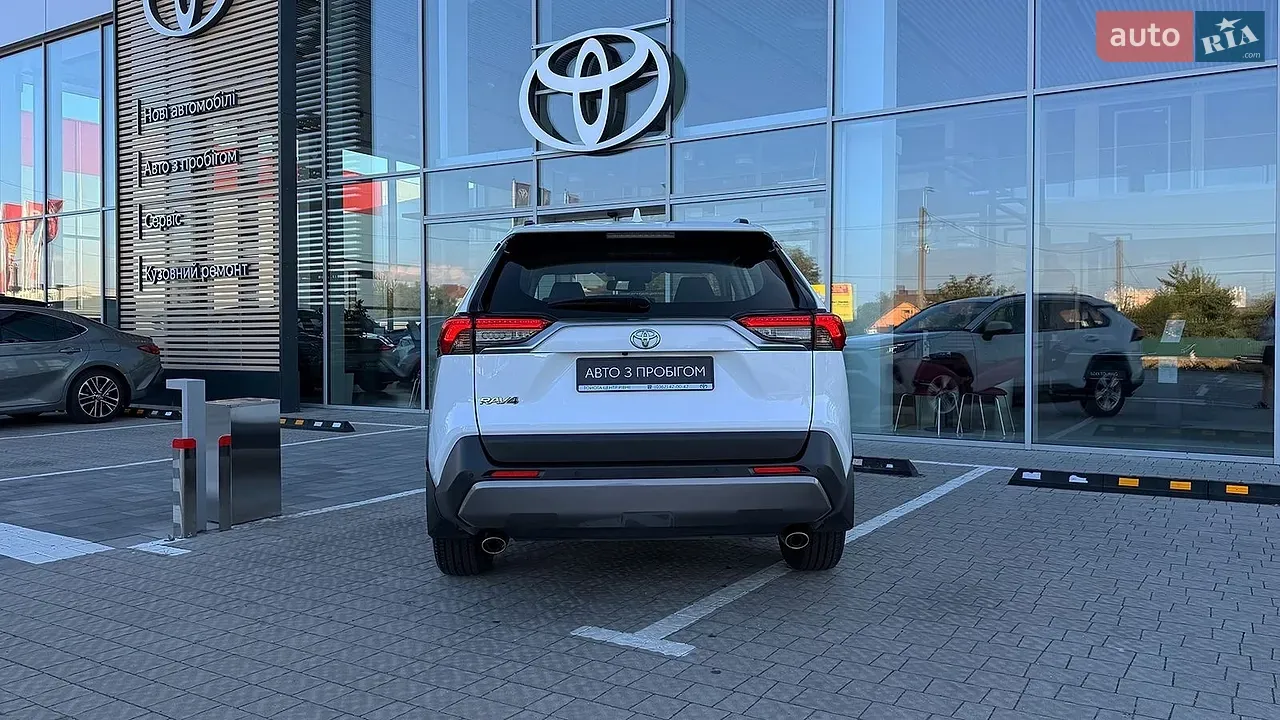 Toyota Rav4 2021 photo 4