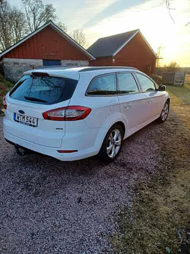 Ford Mondeo 2014 photo 2
