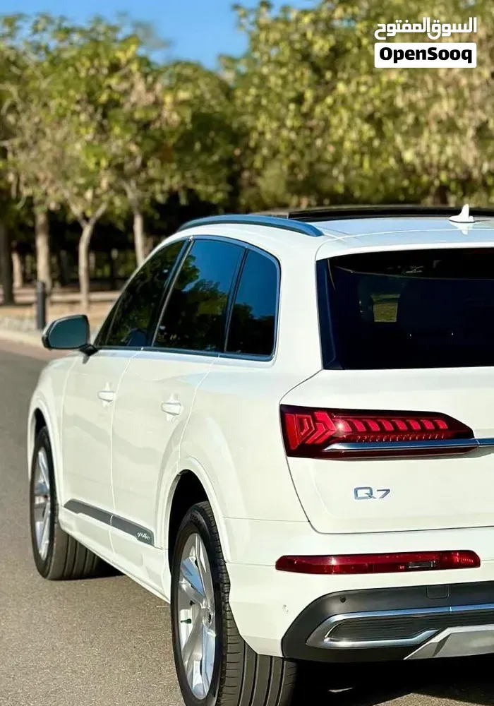 Audi Q7 2021 photo 4