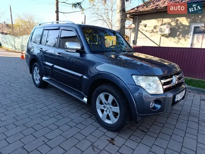 Mitsubishi Pajero Wagon 2007 photo 3