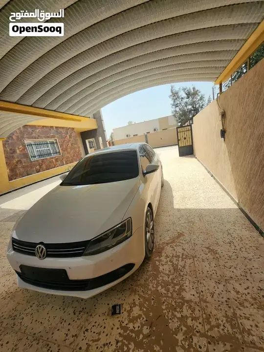 Volkswagen Jetta 2012 photo 3