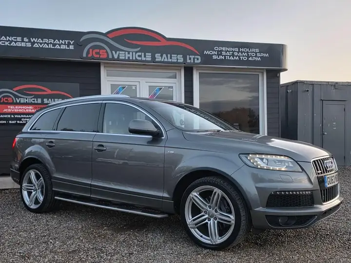 Audi Q7 2014 photo 2