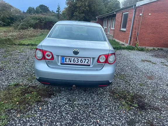 Volkswagen Jetta 2006 photo 3