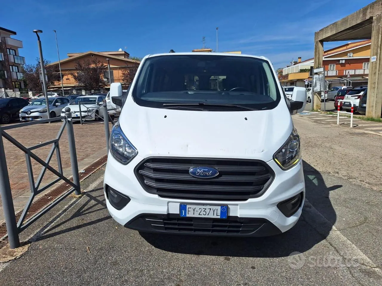 Ford Tourneo Custom 2019 photo 2
