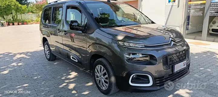 Citroen Berlingo 2022 photo 3