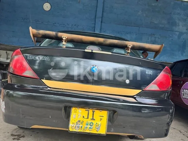 Kia Spectra 2001 photo 4