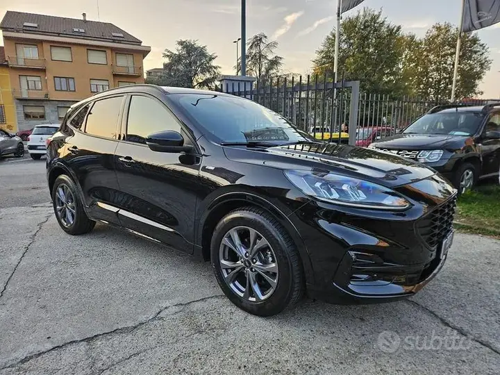 Ford Kuga 2022 photo 3
